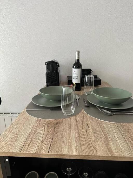 Apartment Cosy Moderne Chaleureux Equipe Proche Tram *